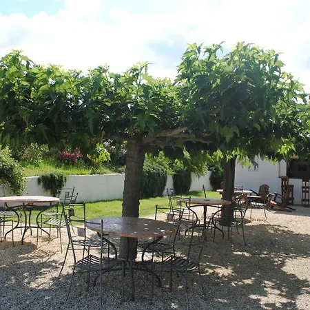 D'hotes & Le Relais De La Cavayere قرقشونه