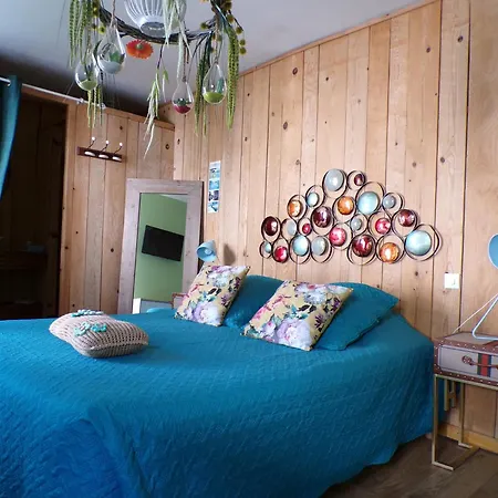 Le Relais De La Cavayere - D'hôtes Avec Spa&sauna - Parking Privé Ferme 4*