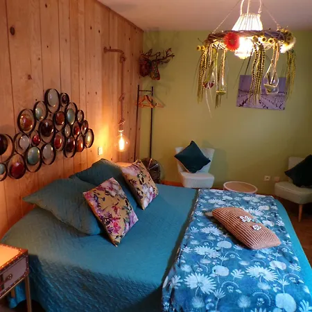 Le Relais De La Cavayere - D'hotes Avec & Sauna - Parking Prive Ferme B&B