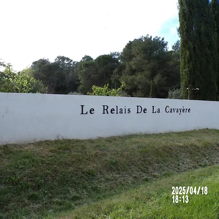 فندق مبيت وإفطار D'hotes & Le Relais De La Cavayere 4*