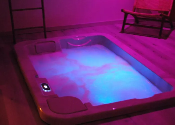 Le Relais De La Cavayere 4*